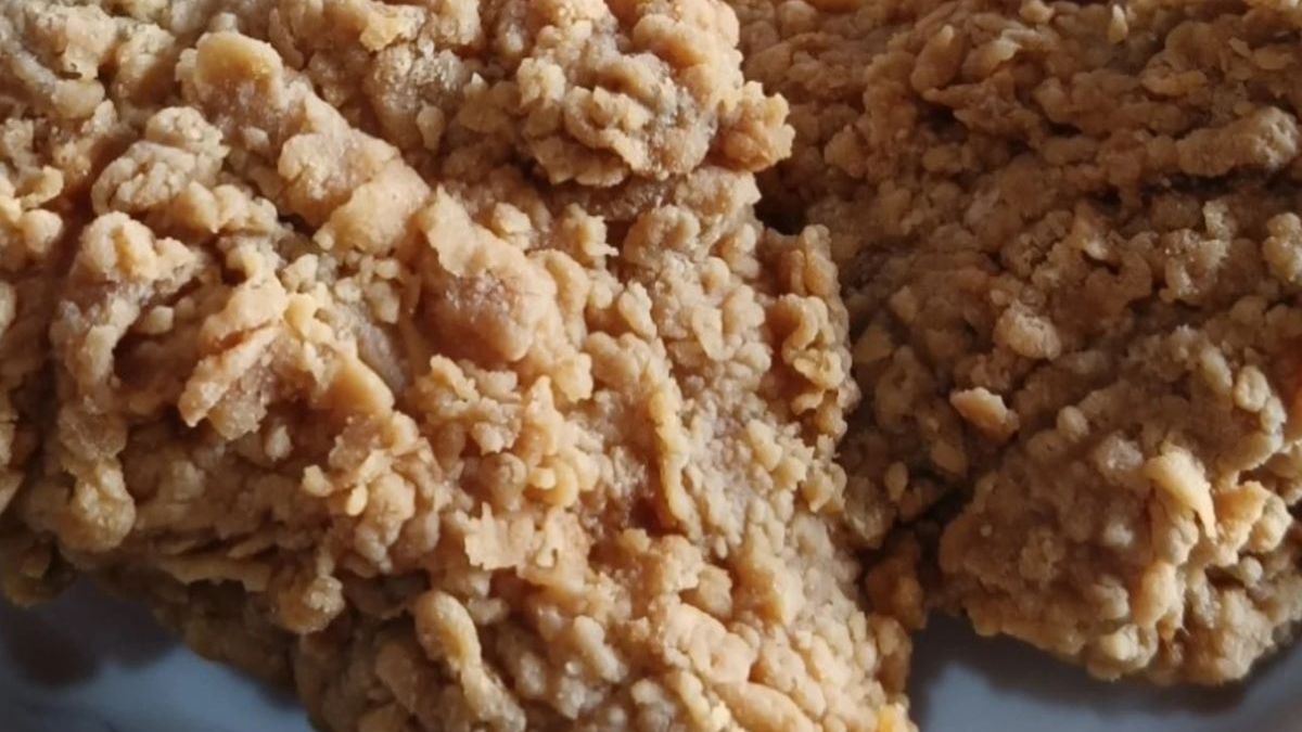 Rizki's Crispy Comfort: Ayam Goreng Rizki di Tugu Barat